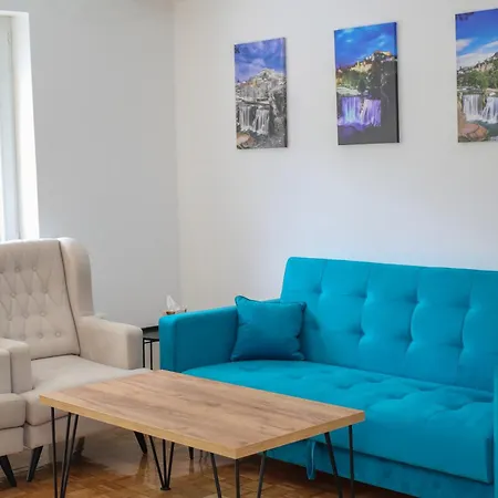 Paradiso Apartment *